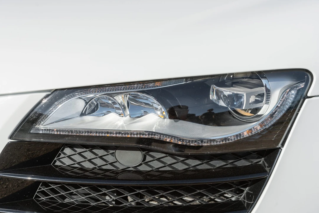 2011 Audi 42 R8 - Image 26 of 31