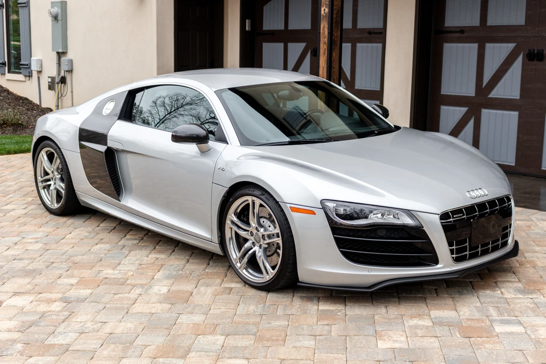 2011 Audi 42 R8 - Image 7 of 31