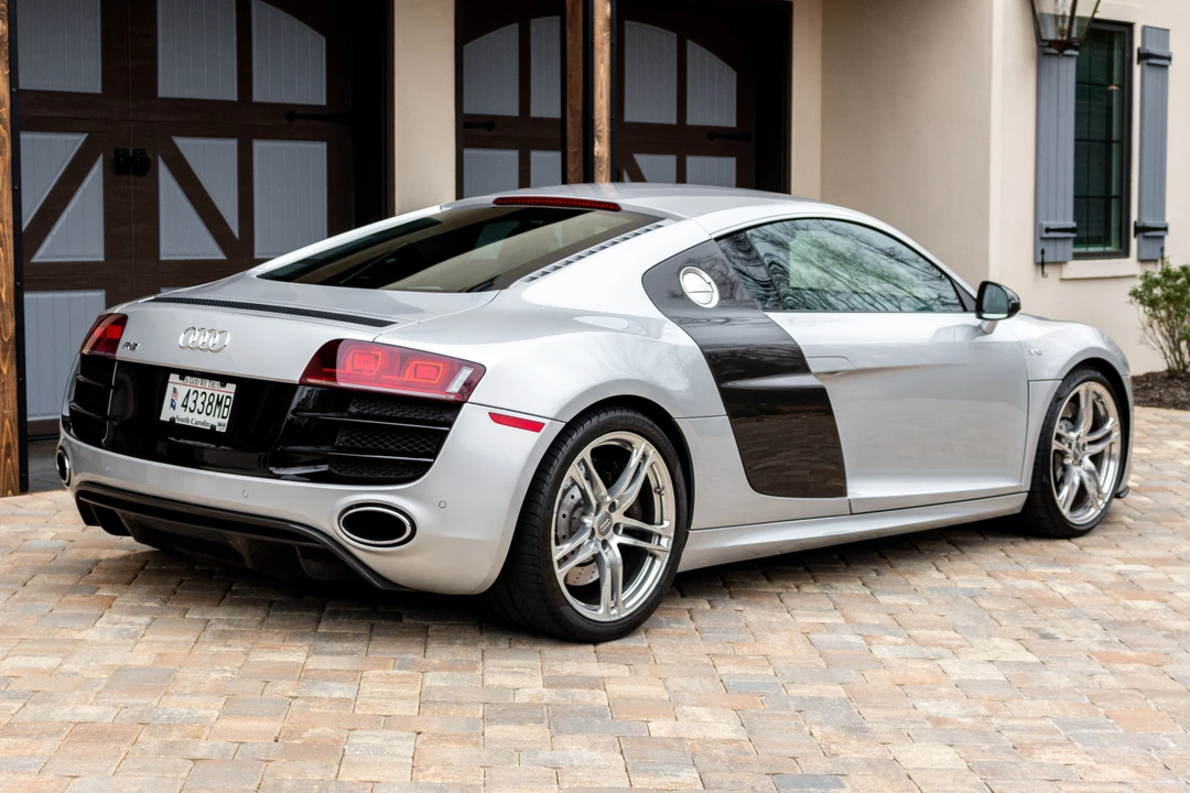 2011 Audi 42 R8 - Image 5 of 31
