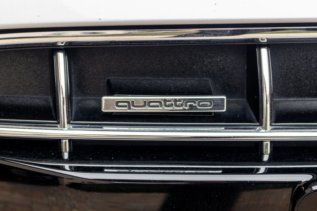 2011 Audi 42 R8 - Image 16 of 31