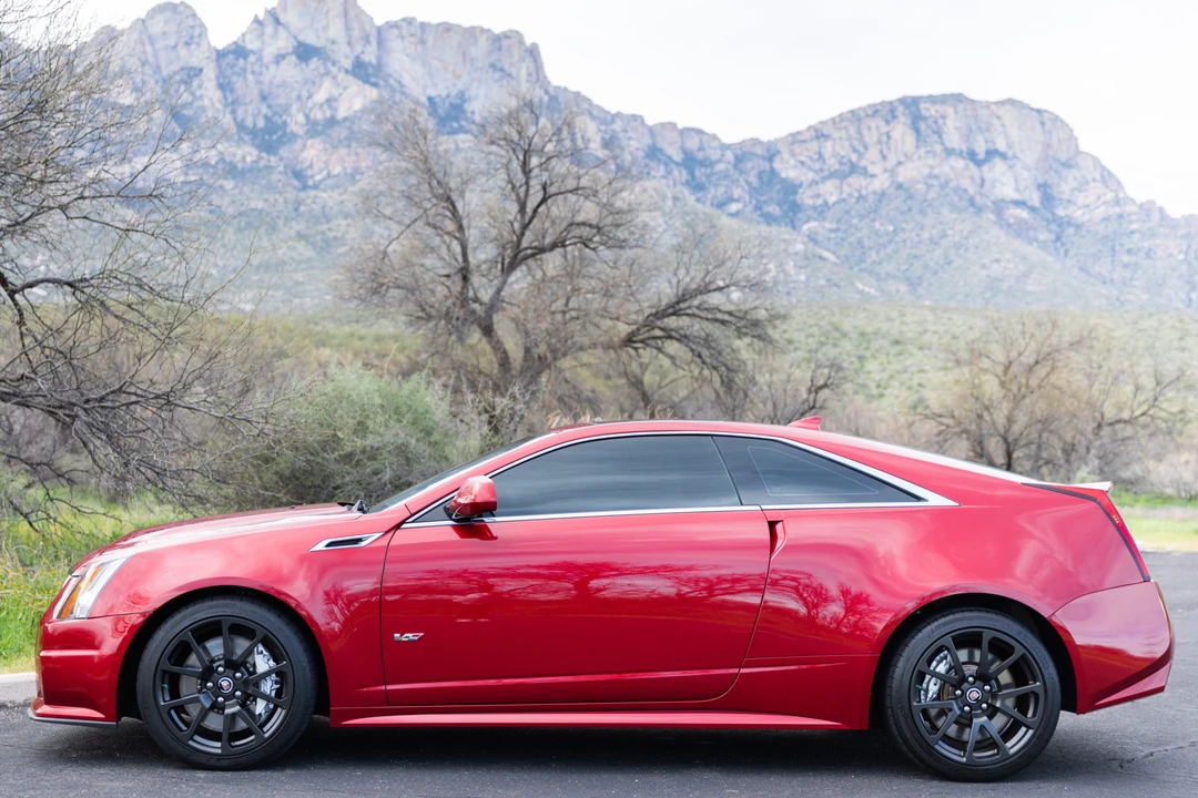 2011 Cadillac CTS-V 2nd Gen - Image 2 of 31