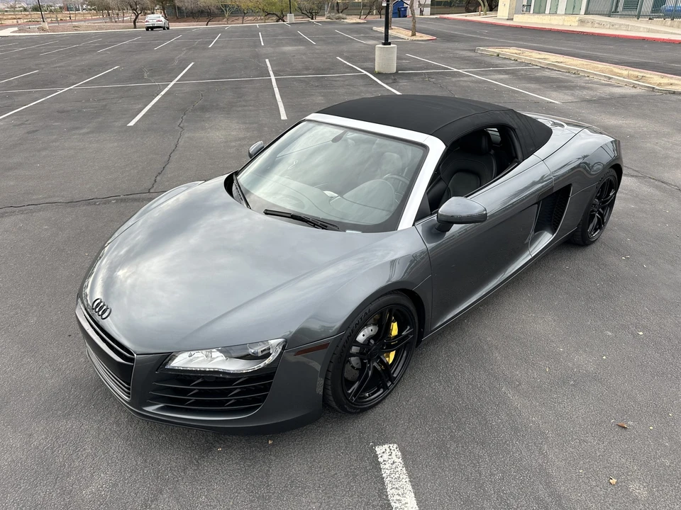 2012 Audi 42 R8 - Image 15 of 31