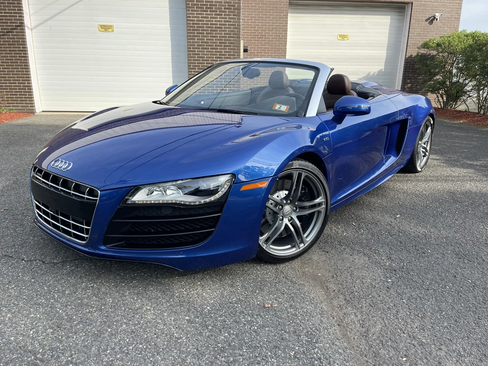 2012 Audi 42 R8 - Image 3 of 31