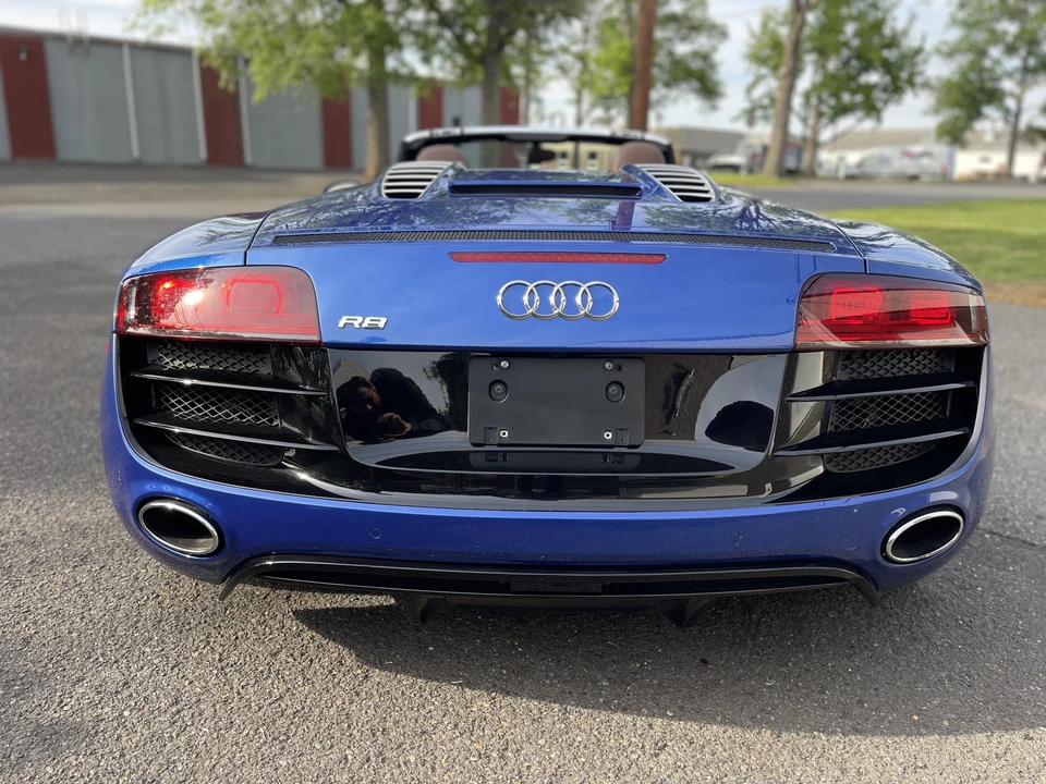 2012 Audi 42 R8 - Image 10 of 31