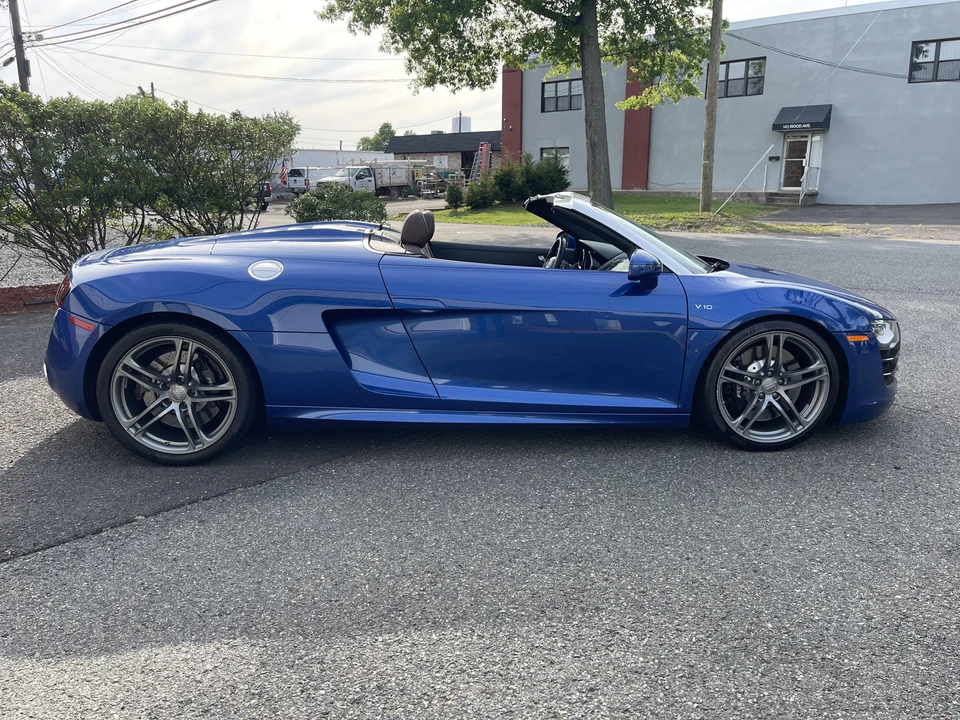 2012 Audi 42 R8 - Image 14 of 31