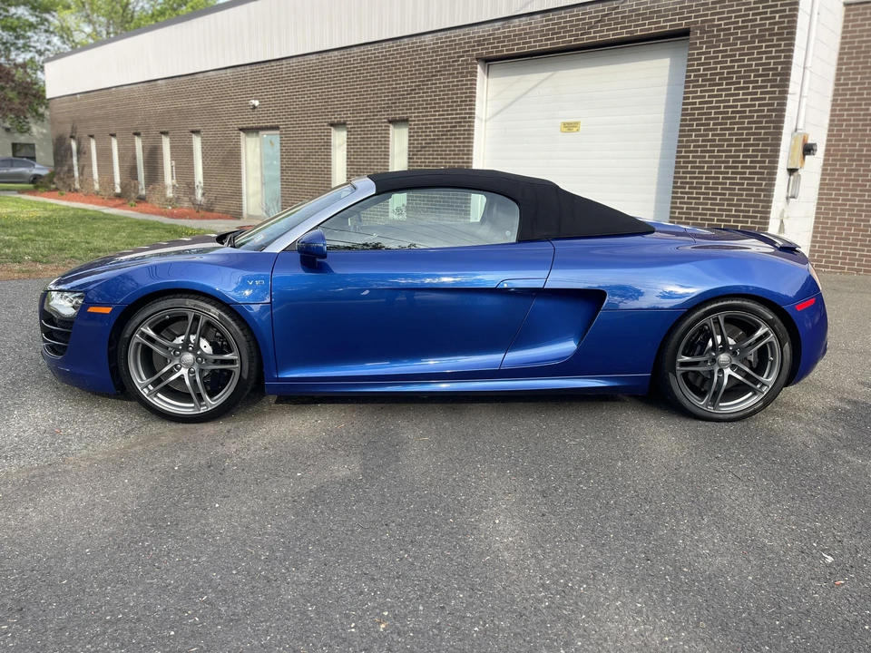 2012 Audi 42 R8 - Image 24 of 31