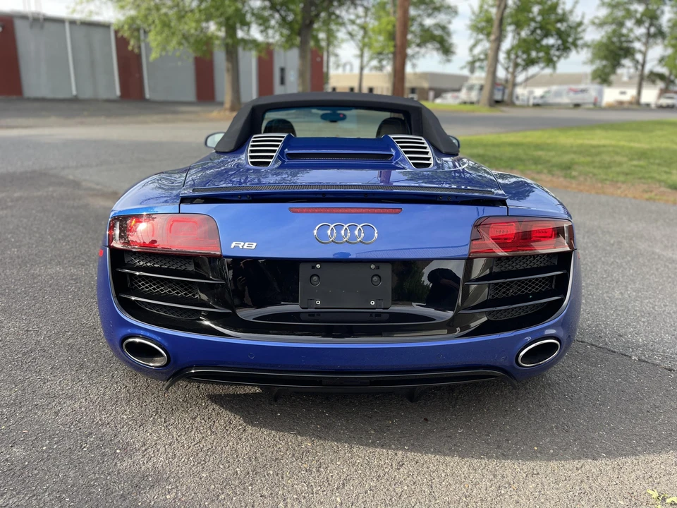 2012 Audi 42 R8 - Image 29 of 31