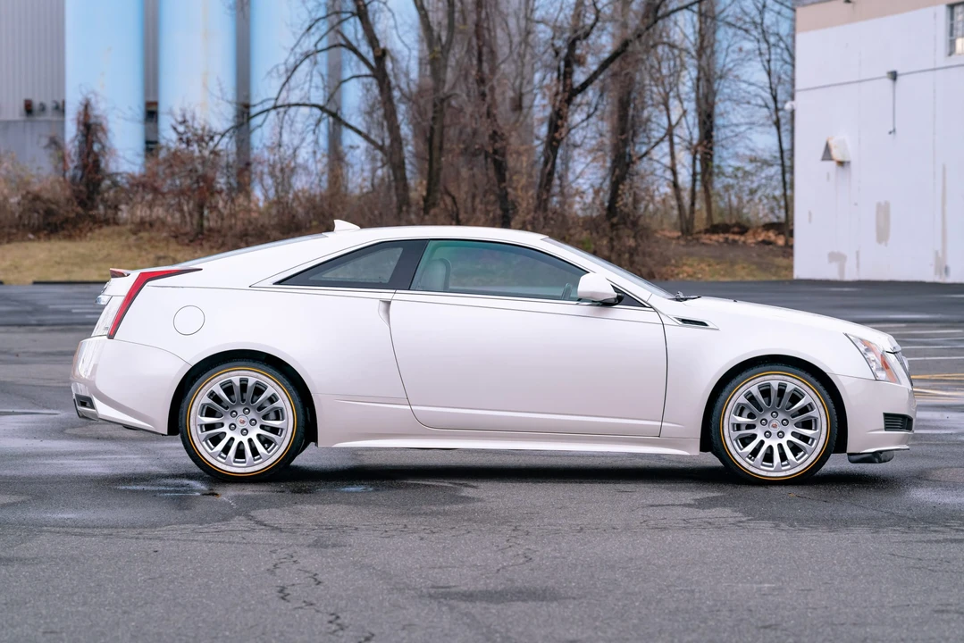 2012 Cadillac CTS 2nd Gen - Image 15 of 31