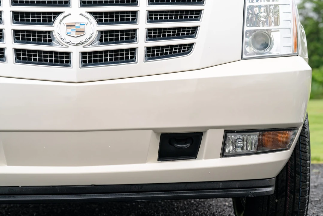 2012 Cadillac Escalade & EXT 3rd Gen - Image 23 of 31