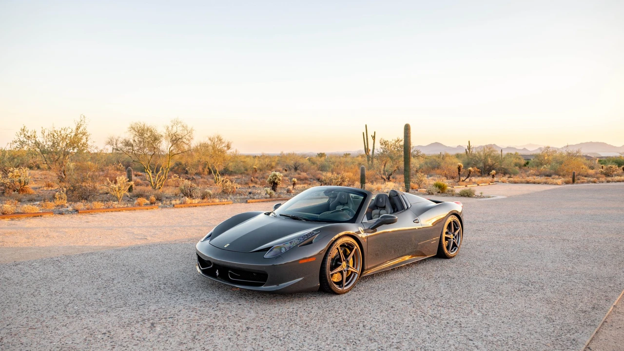 2012 Ferrari 458 Spider - Image 12 of 31