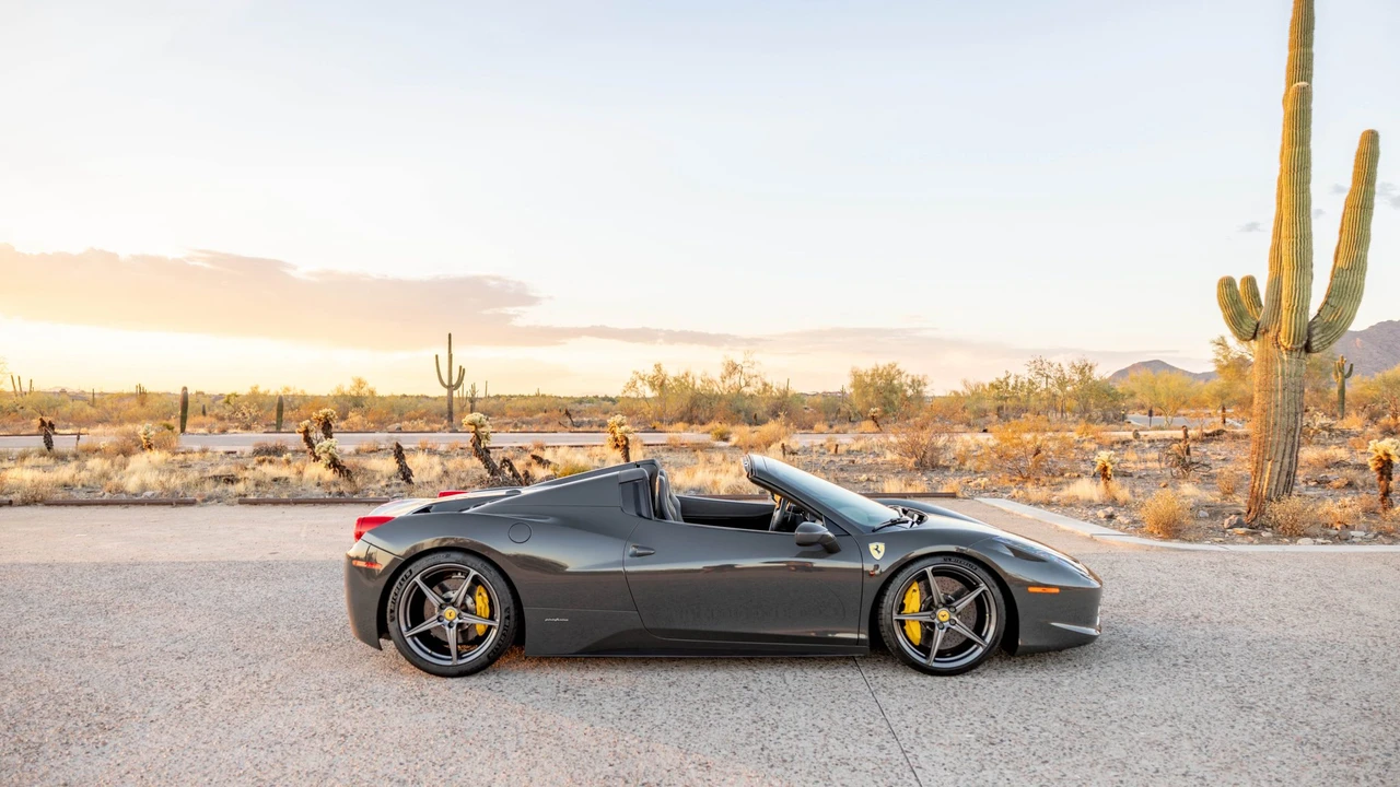 2012 Ferrari 458 Spider - Image 29 of 31