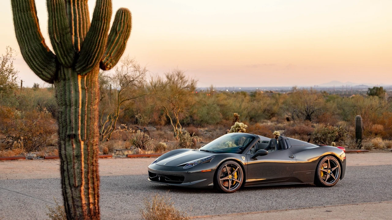 2012 Ferrari 458 Spider - Image 11 of 31