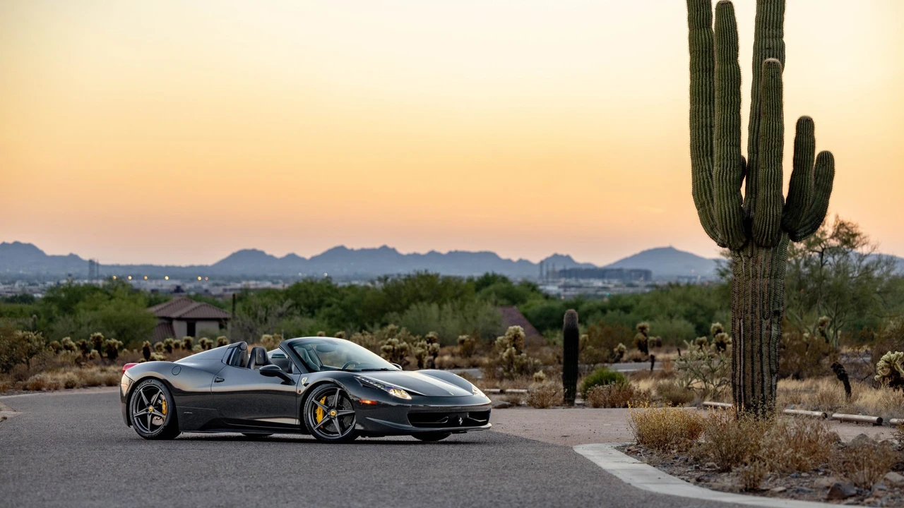 2012 Ferrari 458 Spider - Image 27 of 31