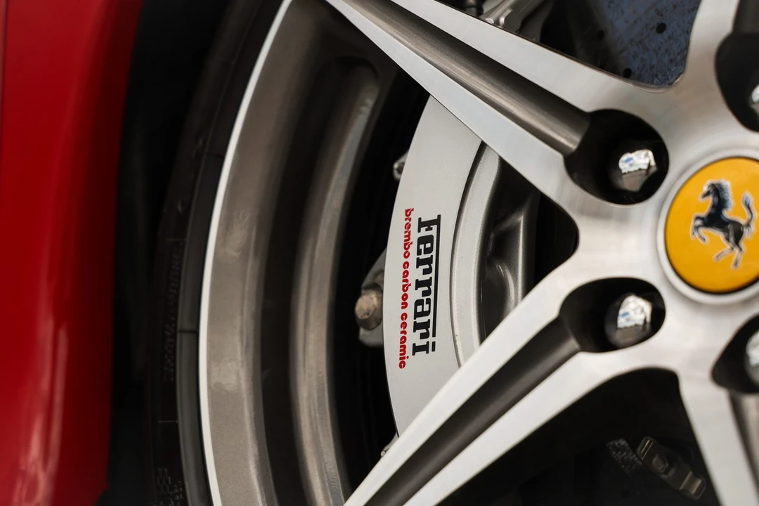 2012 Ferrari 458 Spider - Image 26 of 31