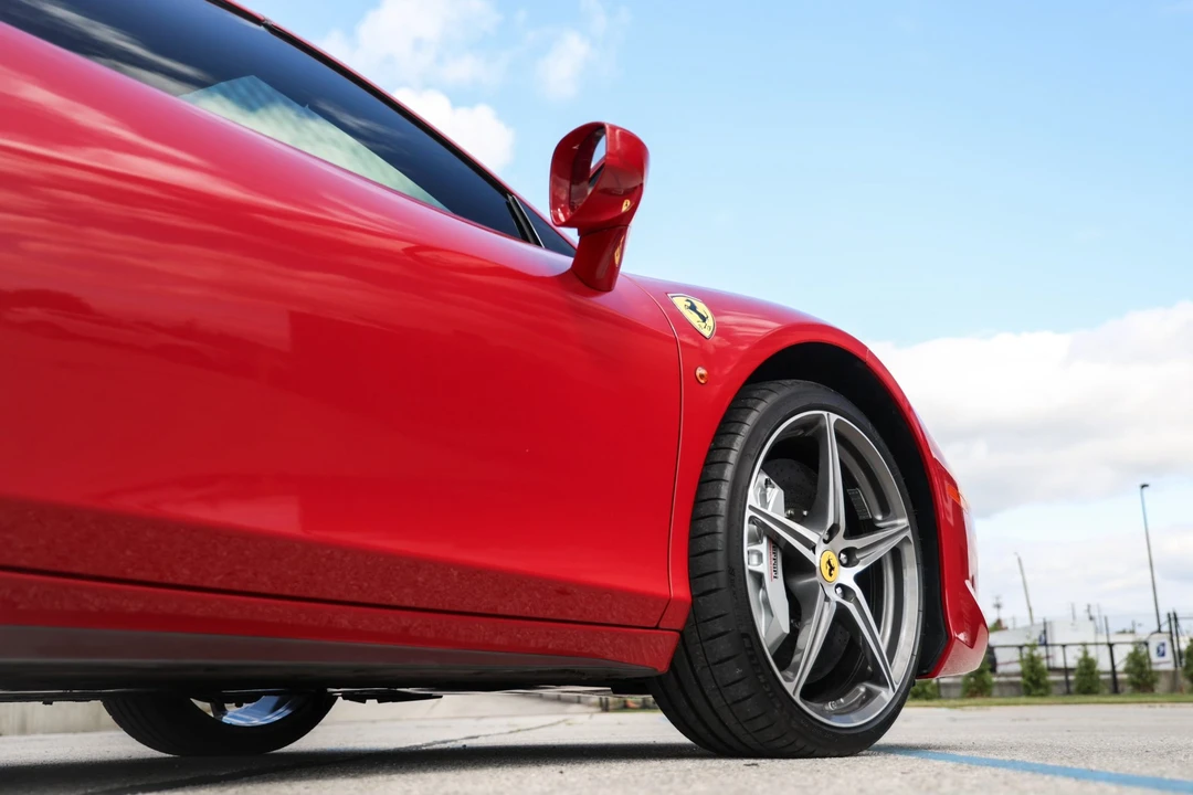 2012 Ferrari 458 Spider - Image 17 of 31