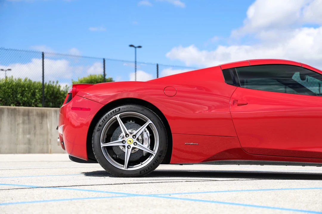 2012 Ferrari 458 Spider - Image 19 of 31