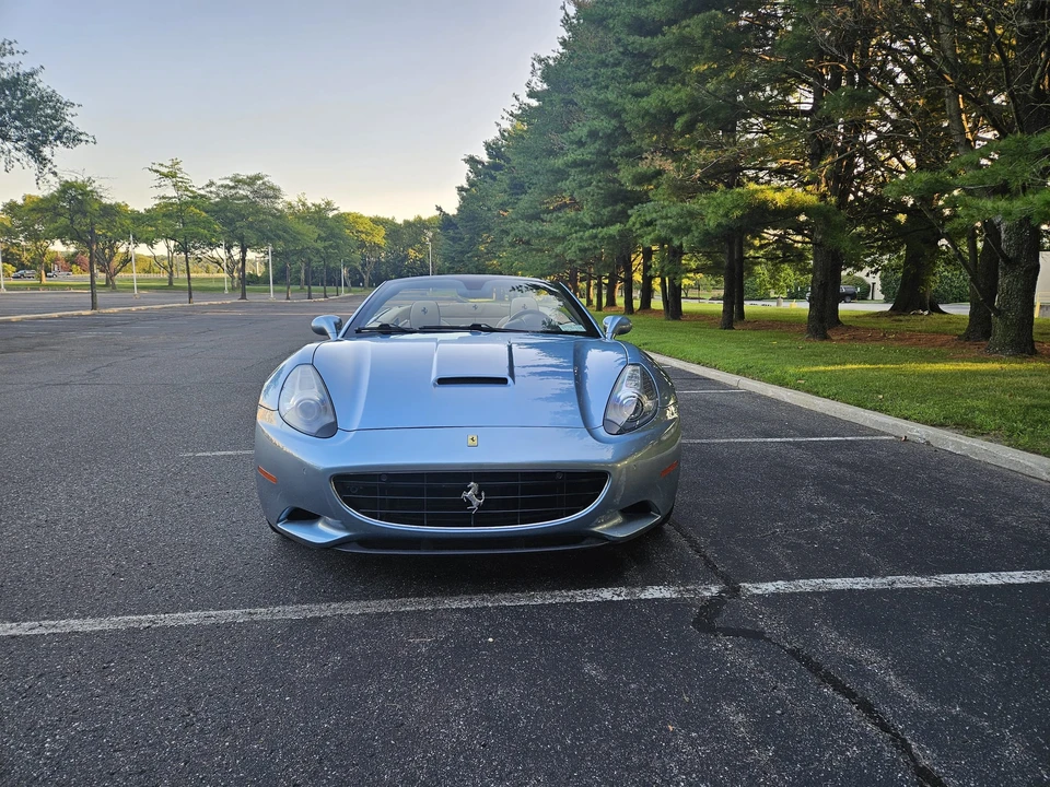 2012 Ferrari California - Image 3 of 31