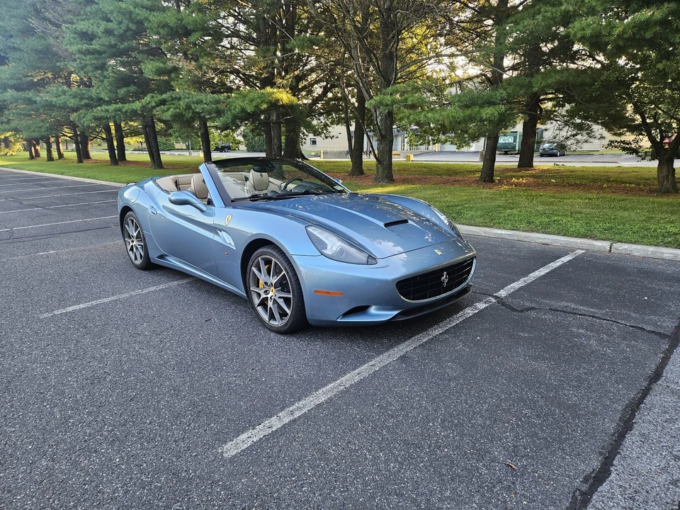 2012 Ferrari California - Image 4 of 31