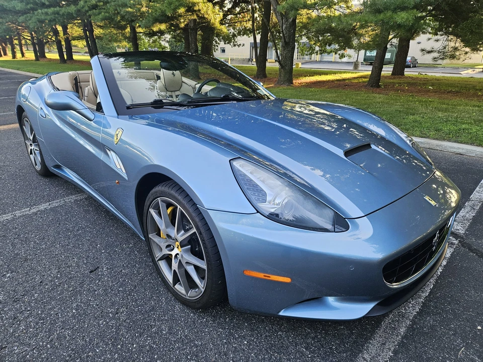 2012 Ferrari California - Image 6 of 31