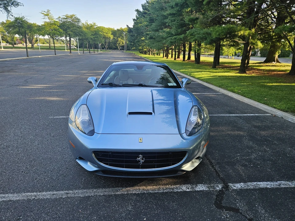 2012 Ferrari California - Image 15 of 31