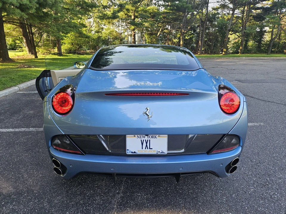 2012 Ferrari California - Image 23 of 31