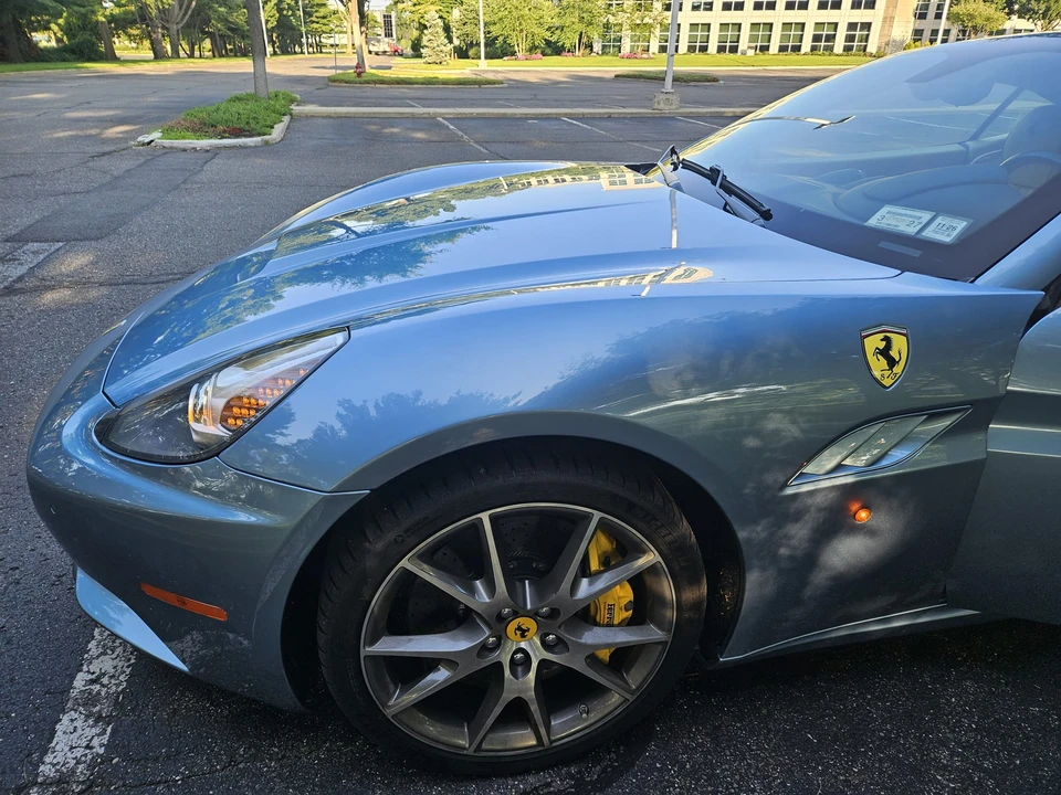 2012 Ferrari California - Image 29 of 31