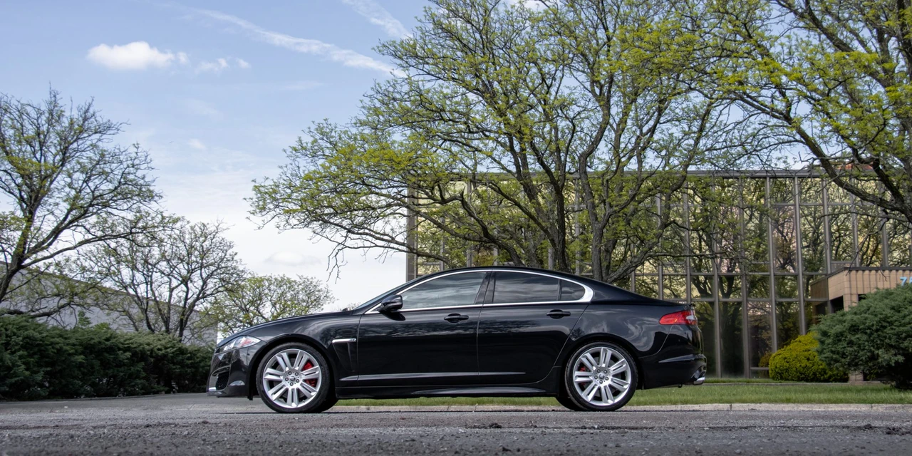 2012 Jaguar X250 XFR - Image 9 of 31