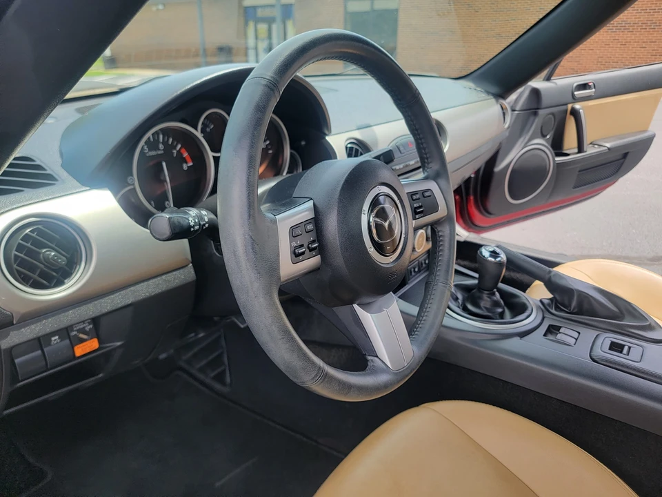 2012 Mazda NC MX-5 Miata - Image 17 of 31