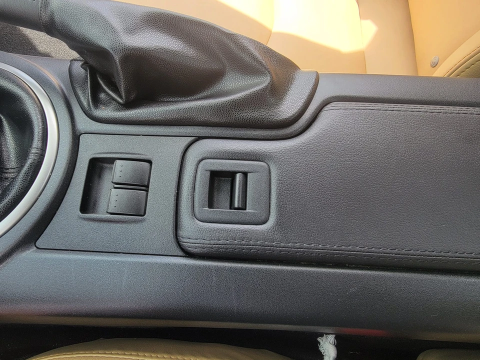 2012 Mazda NC MX-5 Miata - Image 24 of 31