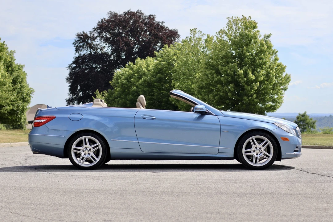 2012 Mercedes-Benz C207/A207 E-Class Coupe & Convertible - Image 10 of 31