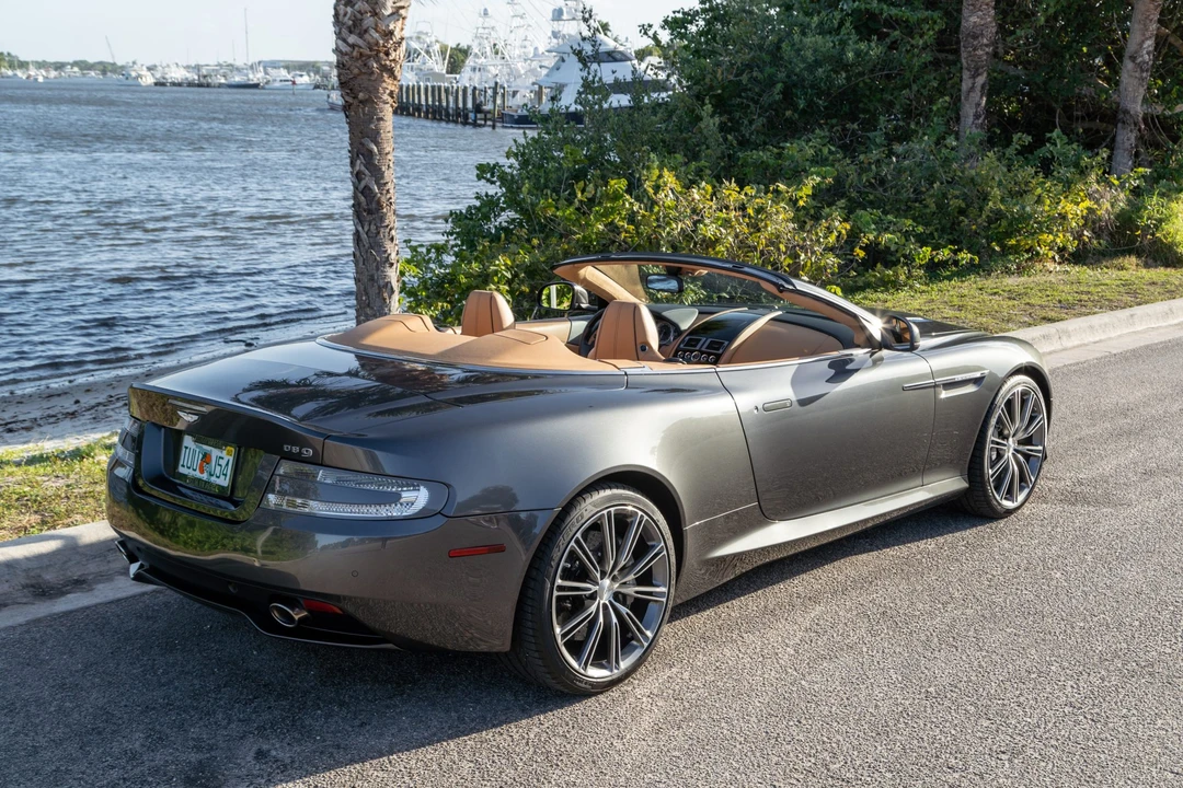 2013 Aston Martin DB9 - Image 23 of 31