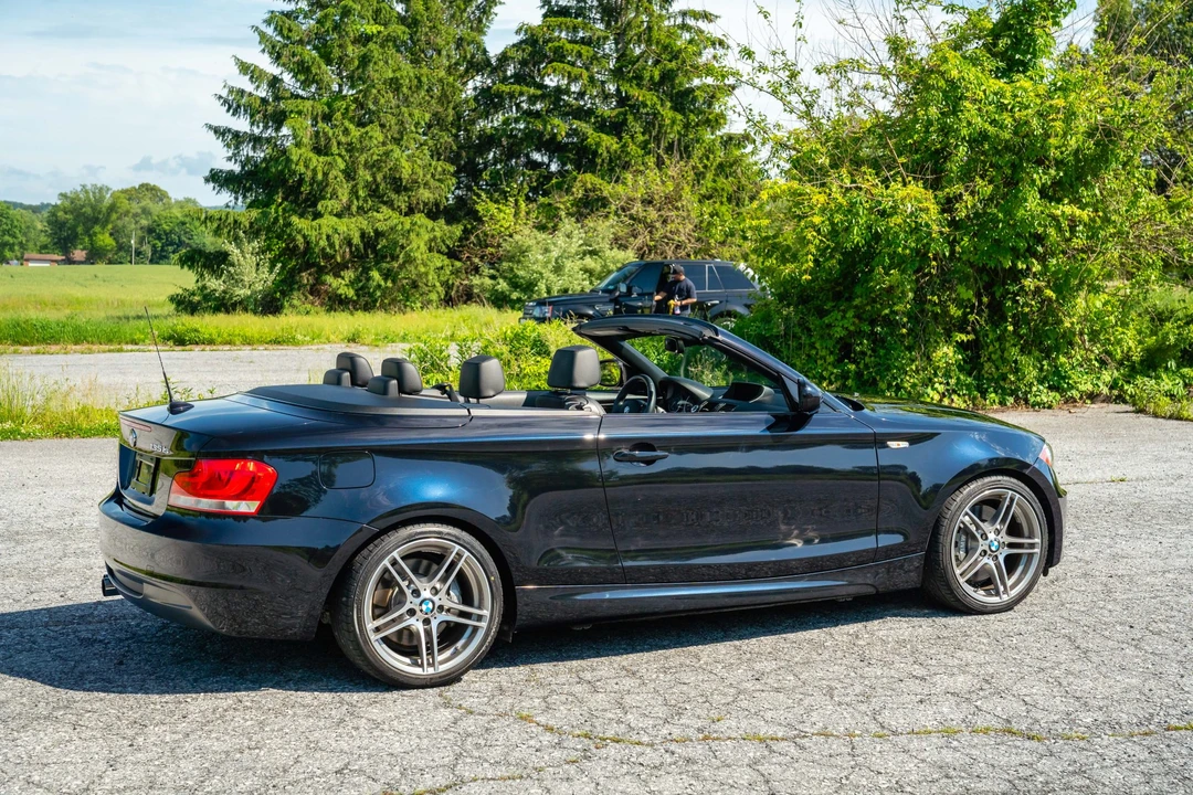 2013 BMW E82 135i & 135is - Image 23 of 31