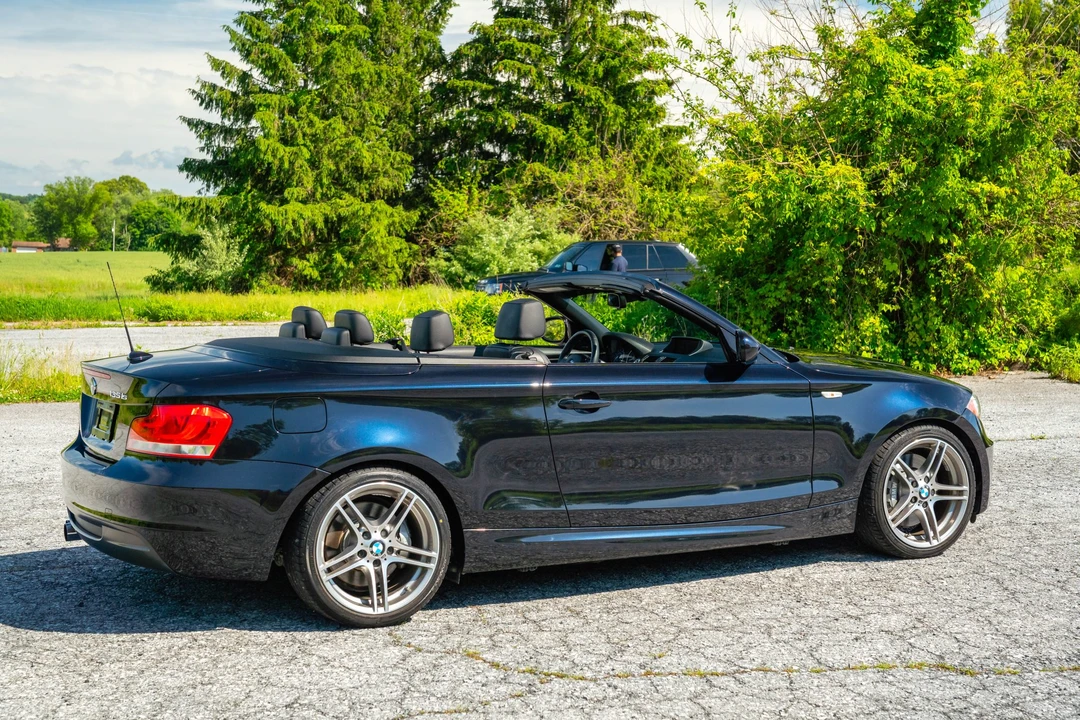 2013 BMW E82 135i & 135is - Image 22 of 31