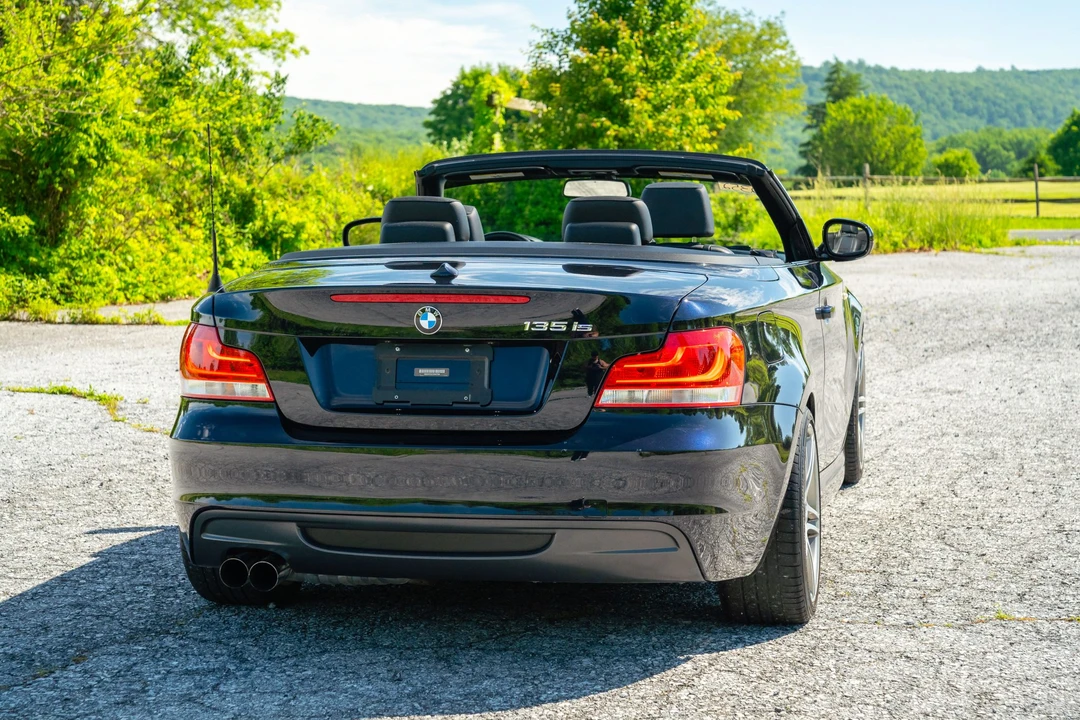 2013 BMW E82 135i & 135is - Image 18 of 31