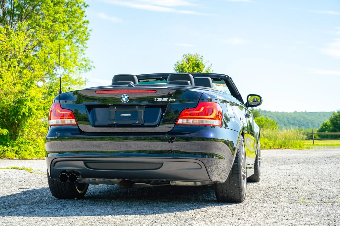 2013 BMW E82 135i & 135is - Image 17 of 31
