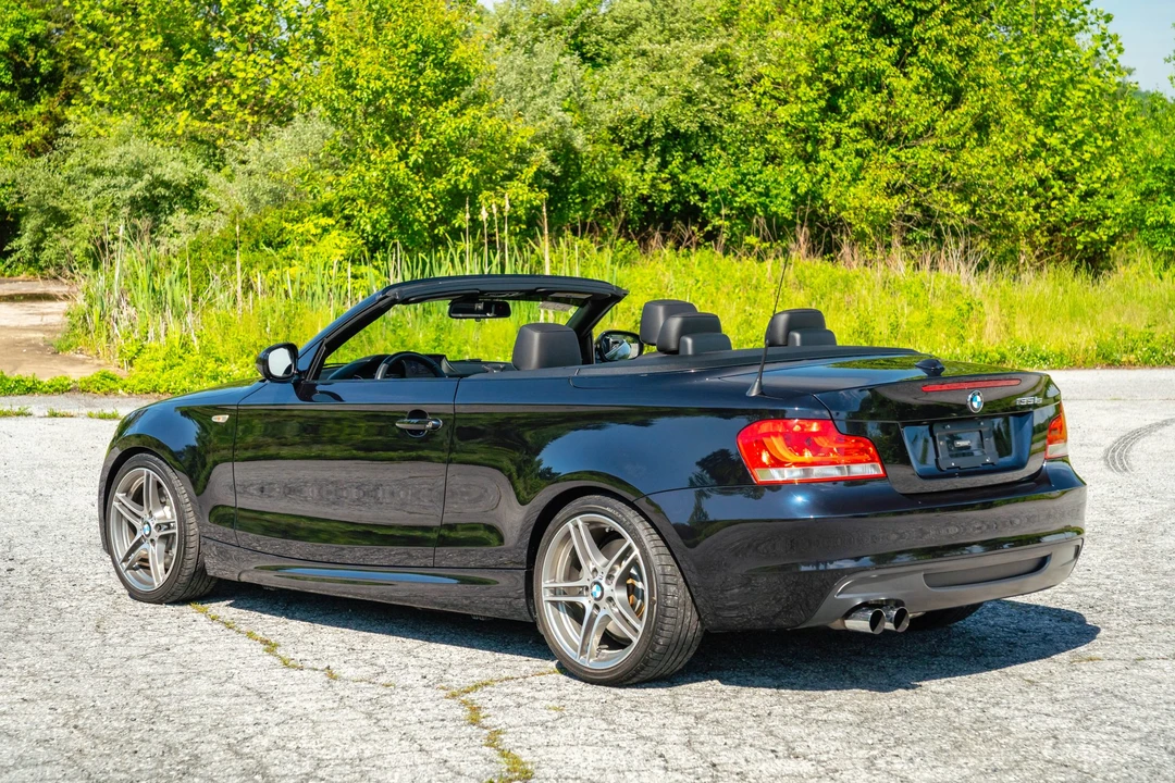 2013 BMW E82 135i & 135is - Image 10 of 31