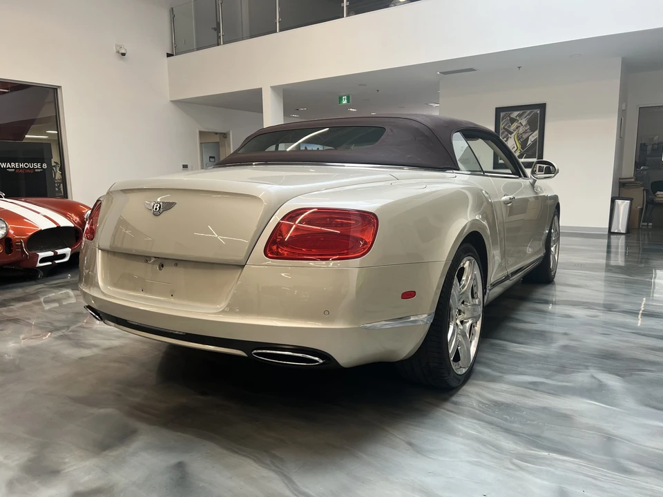 2013 Bentley Continental GTC - Image 10 of 31