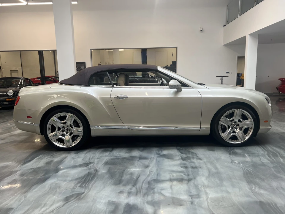 2013 Bentley Continental GTC - Image 8 of 31