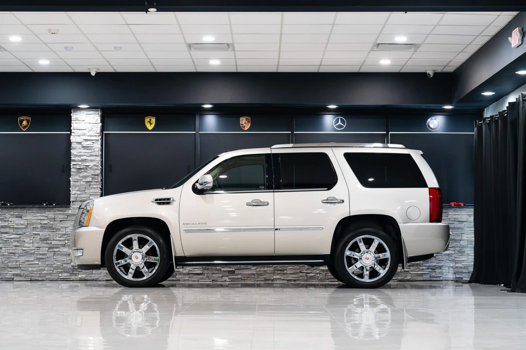 2013 Cadillac Escalade & EXT 3rd Gen - Image 31 of 31