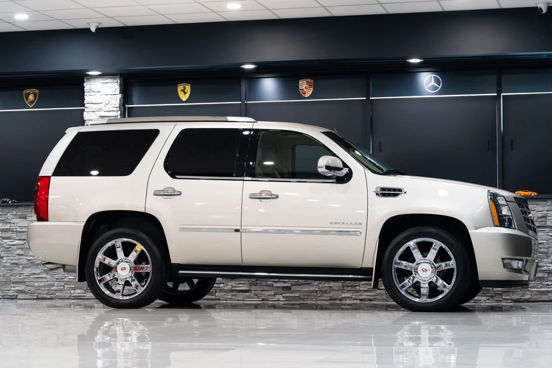 2013 Cadillac Escalade & EXT 3rd Gen - Image 15 of 31
