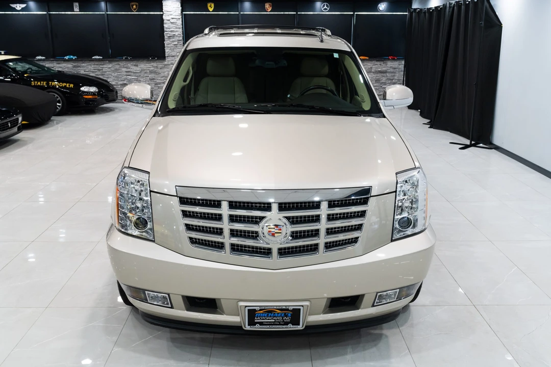 2013 Cadillac Escalade & EXT 3rd Gen - Image 7 of 31