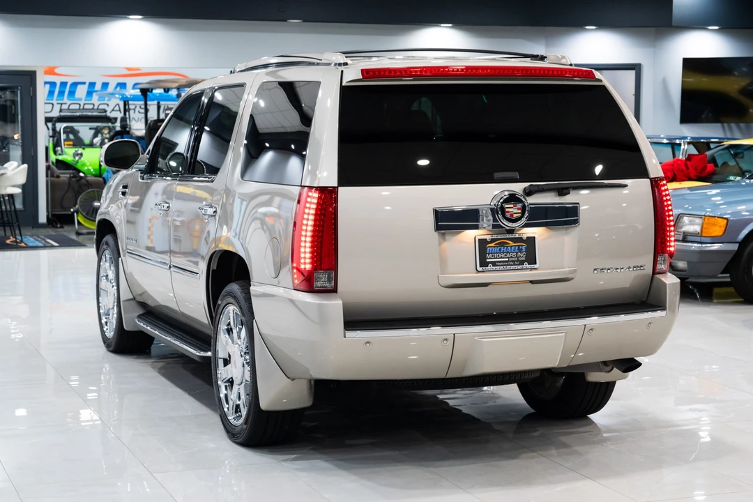 2013 Cadillac Escalade & EXT 3rd Gen - Image 26 of 31