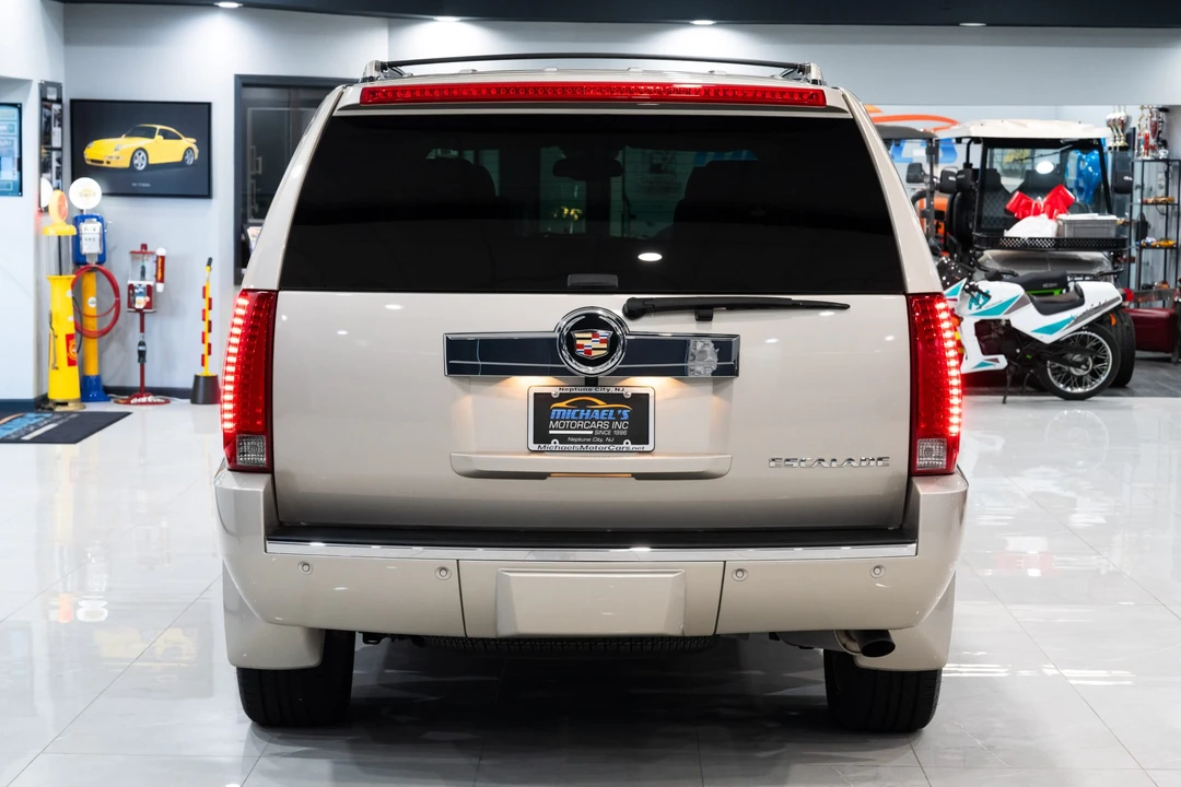 2013 Cadillac Escalade & EXT 3rd Gen - Image 23 of 31