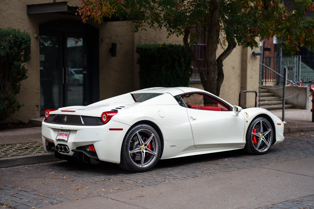 2013 Ferrari 458 Spider - Image 14 of 31
