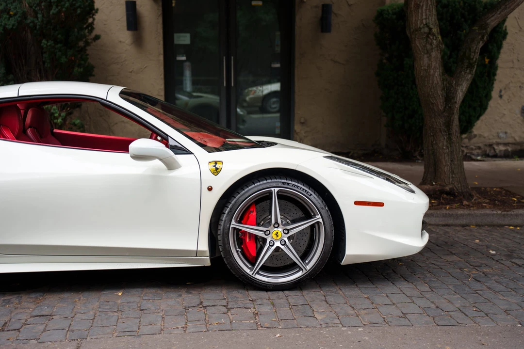 2013 Ferrari 458 Spider - Image 24 of 31