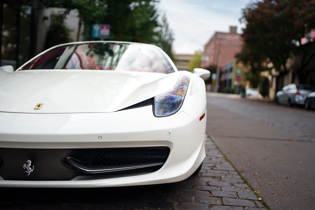 2013 Ferrari 458 Spider - Image 28 of 31
