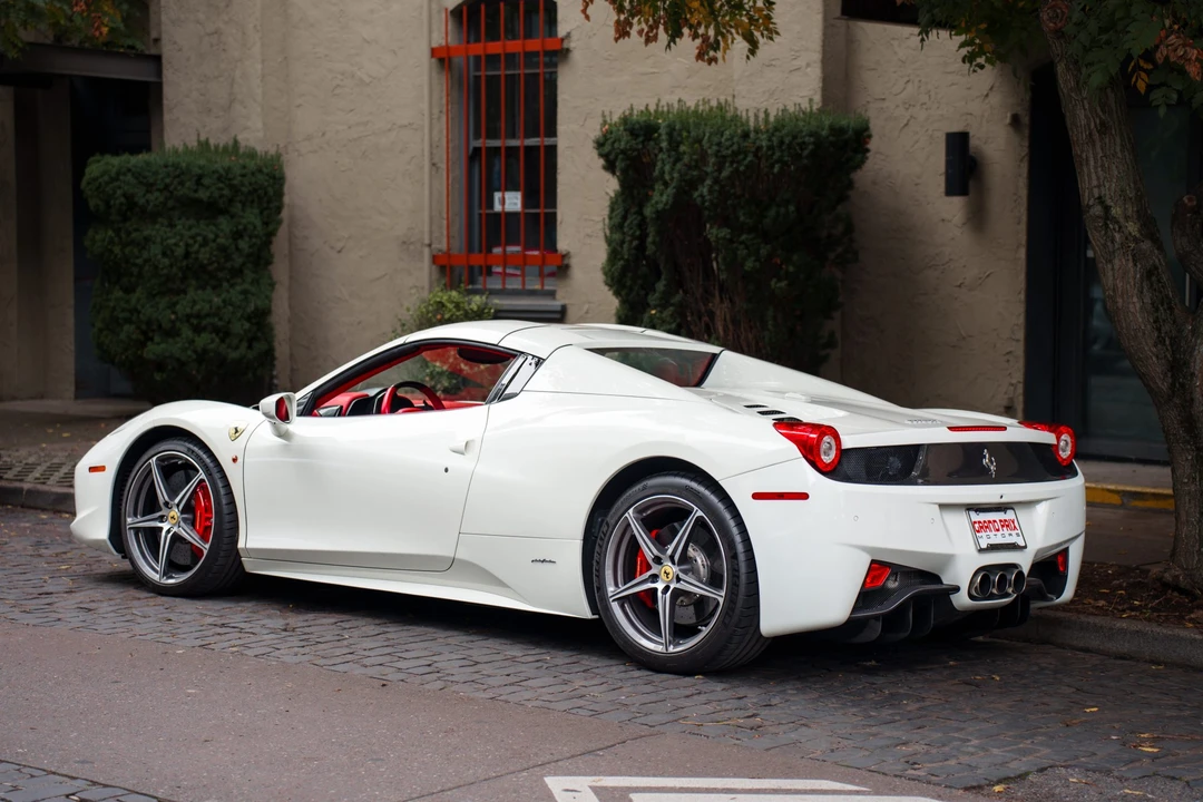 2013 Ferrari 458 Spider - Image 10 of 31