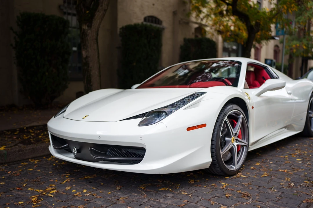 2013 Ferrari 458 Spider - Image 26 of 31