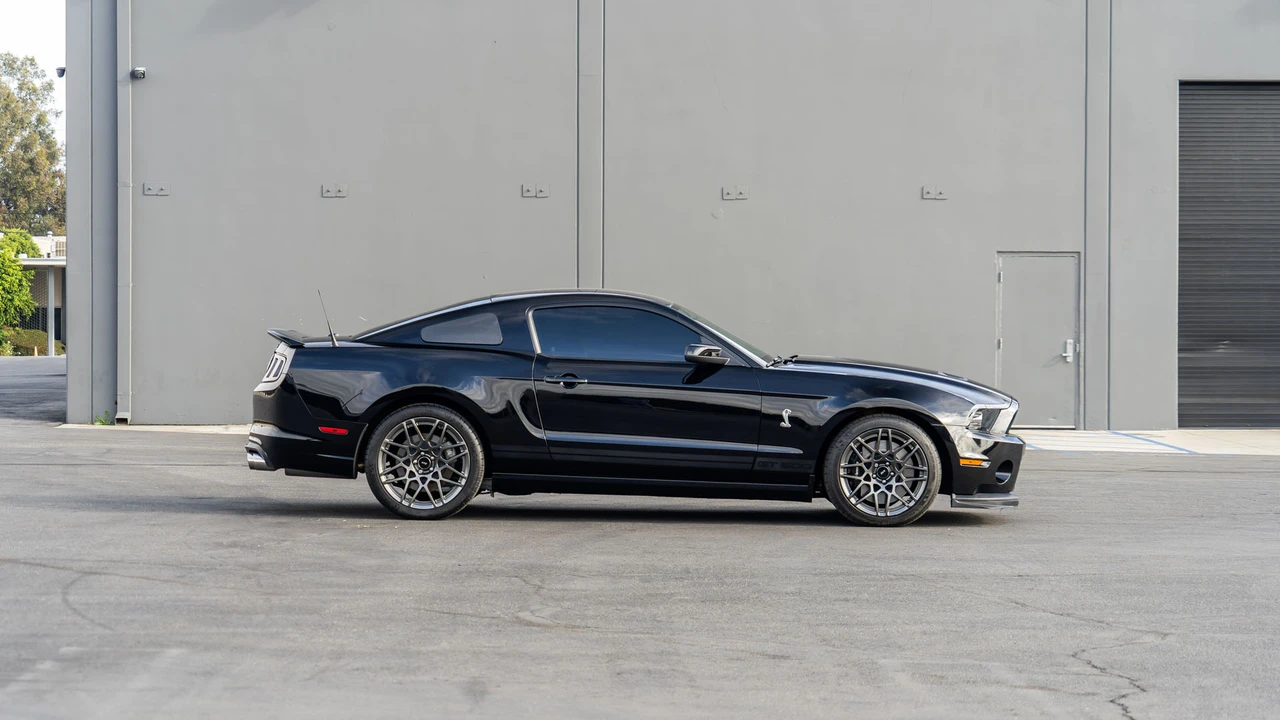 2013 Ford S197 Mustang - Image 4 of 31