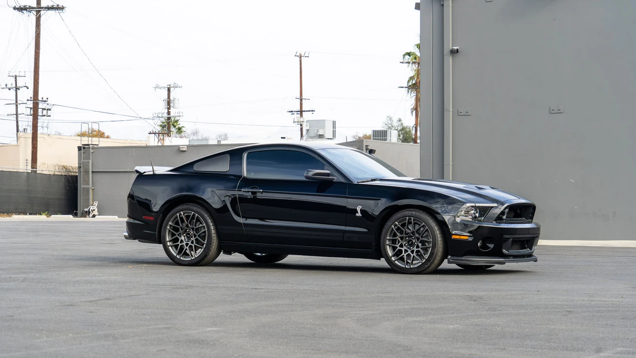 2013 Ford S197 Mustang - Image 10 of 31